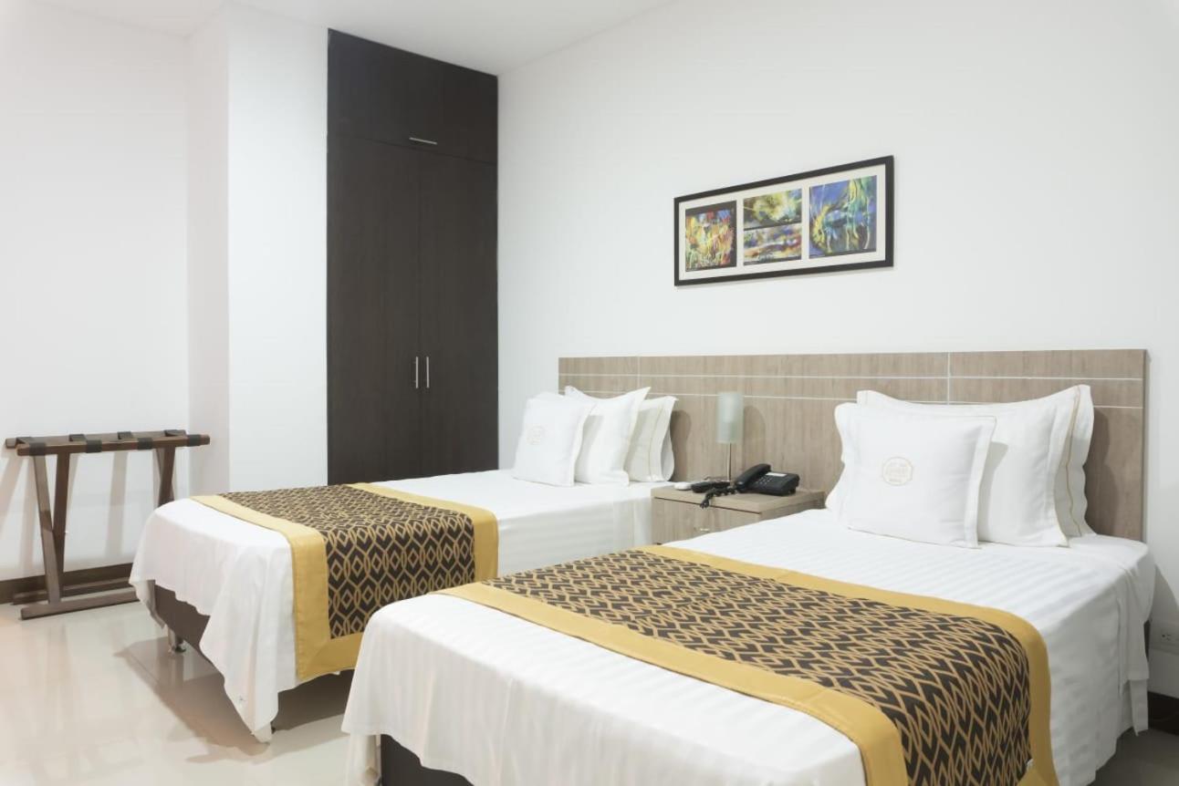 Hotel Cinco Montería Extérieur photo