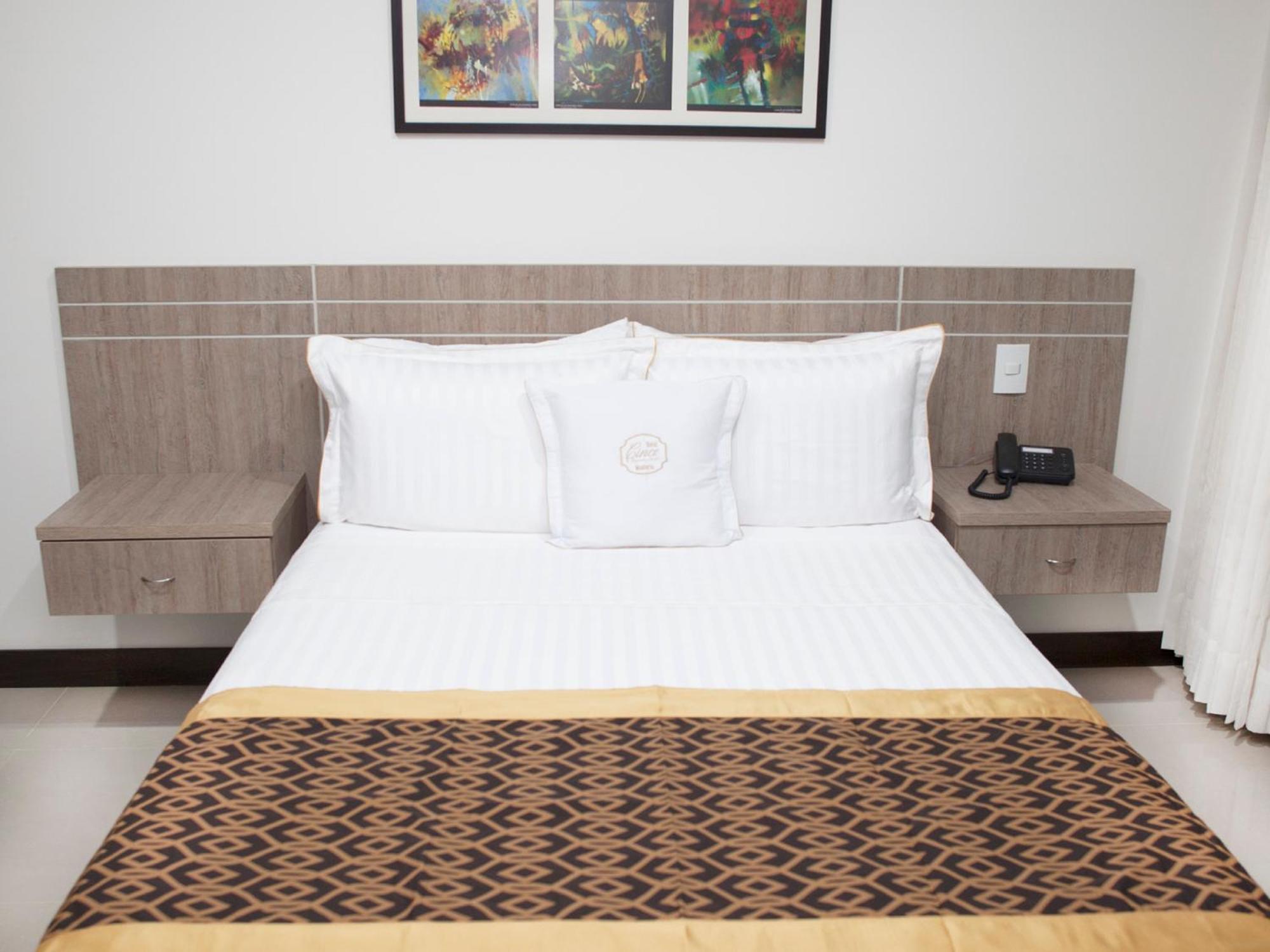 Hotel Cinco Montería Extérieur photo